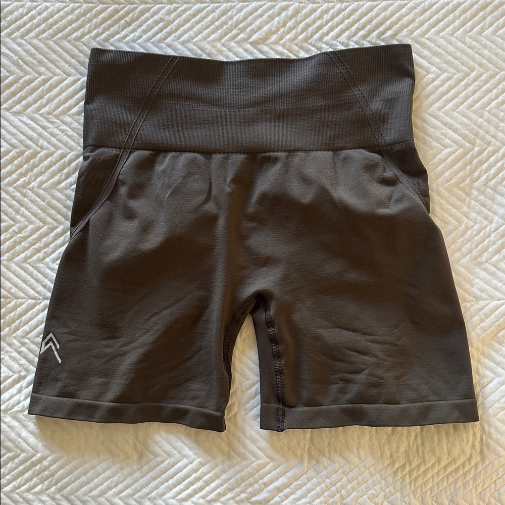 Oner Active Effortless Shorts - Deep Taupe - Medium